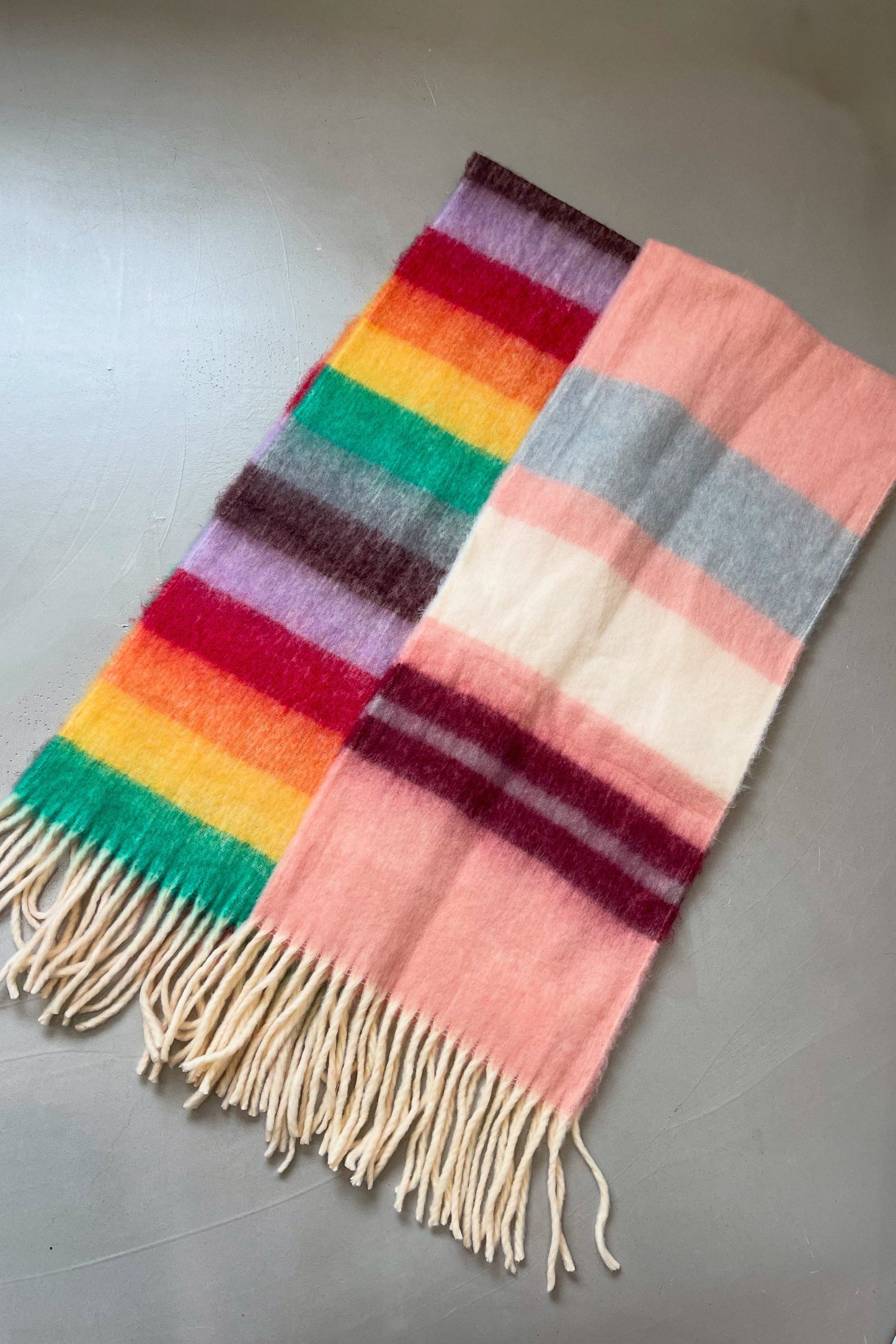 Scarf with Fringe - Pink