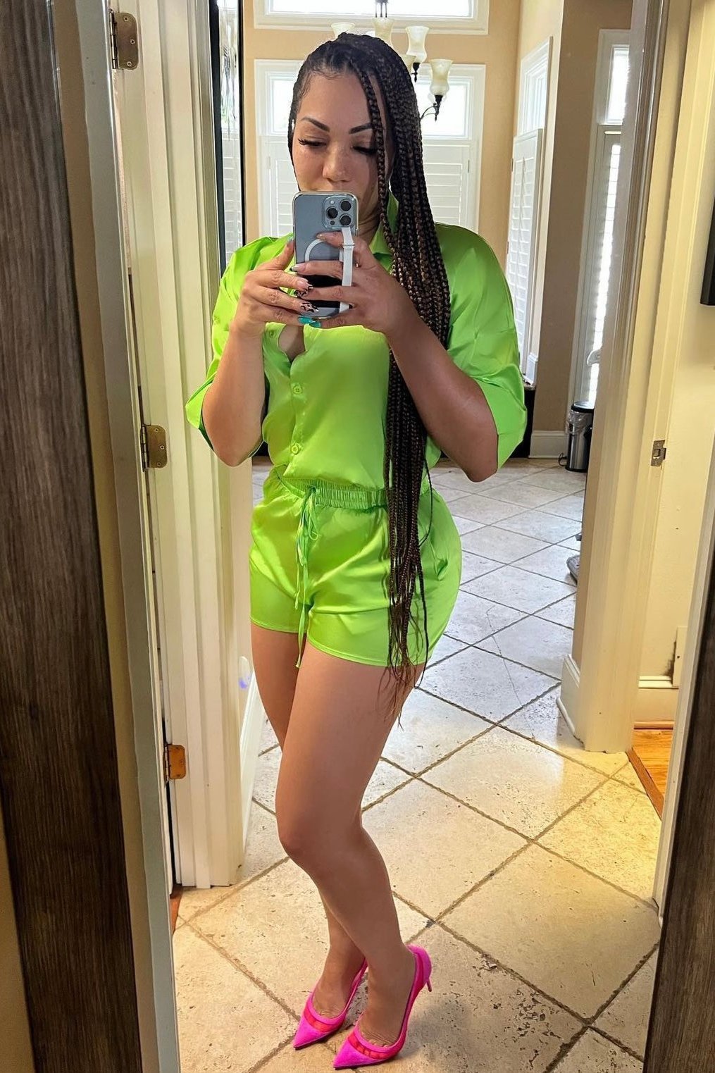 c*r様 Apolina Loretta Short Set 2-3Y Apple Green Satin Shorts Set – Trice Boutique
