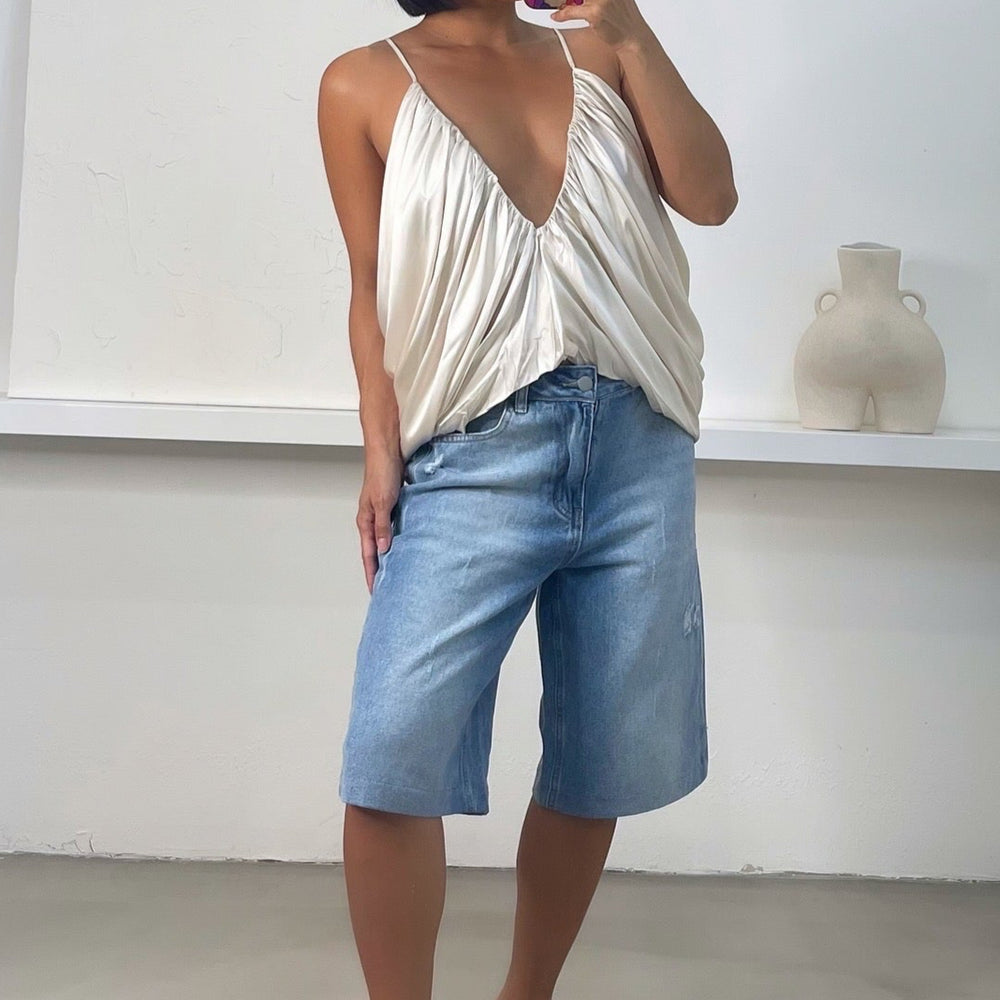 
                      
                        Sia Jorts - Denim
                      
                    