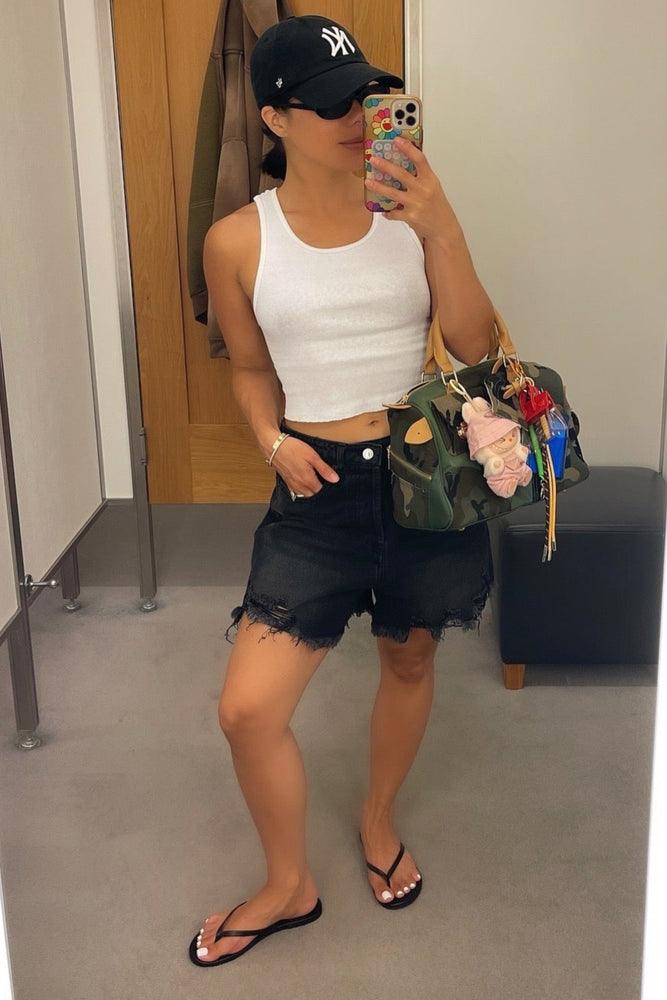 Pia Distressed Shorts - Black