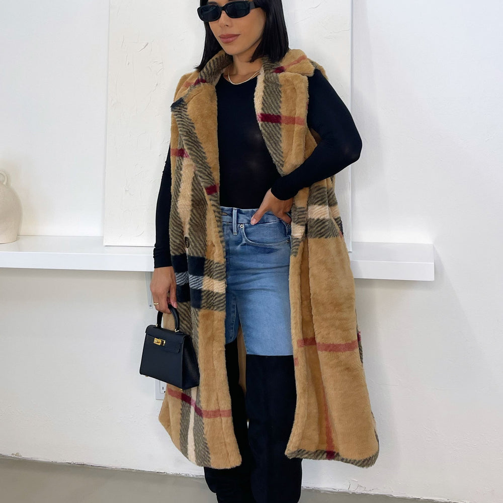 Oversized Vest — Plaid