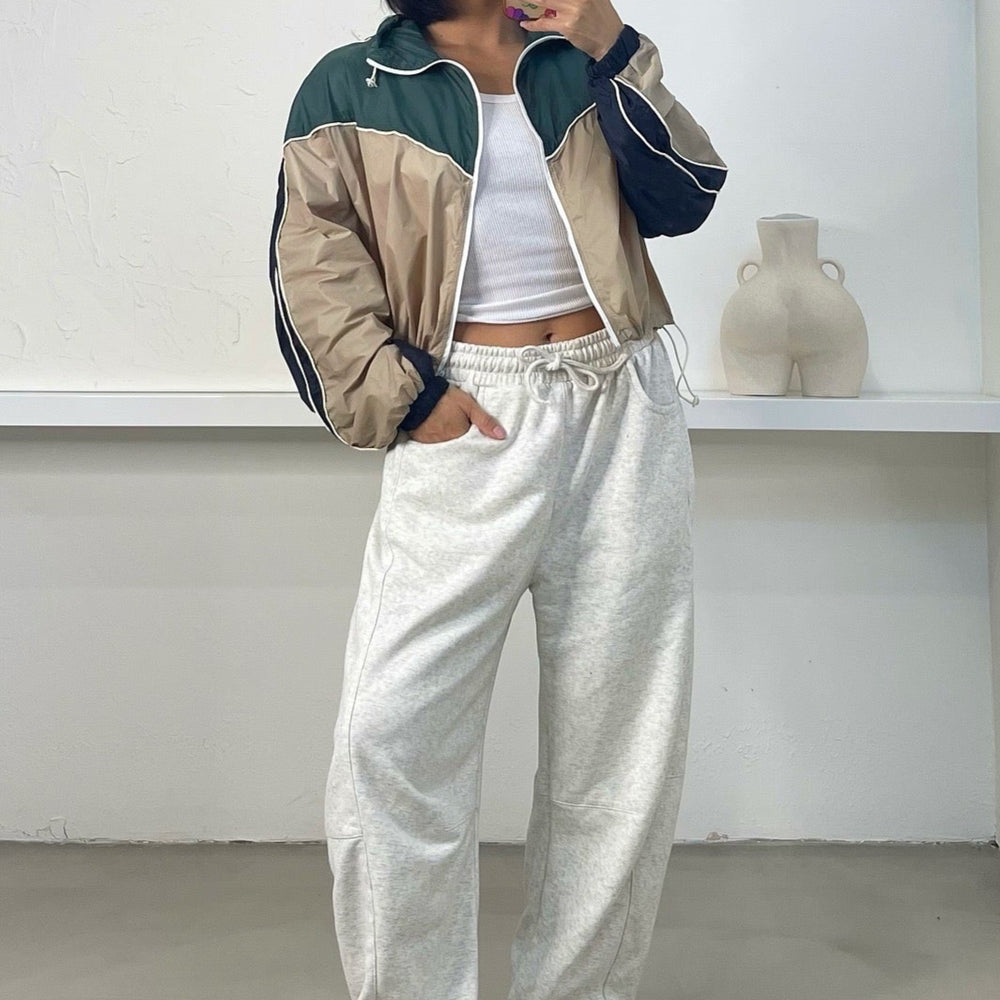 
                      
                        Lana Windbreaker - Beige/Green
                      
                    