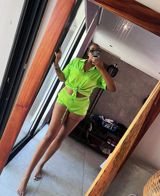 Load image into Gallery viewer, Silky Shorts Set (Apple Green)
