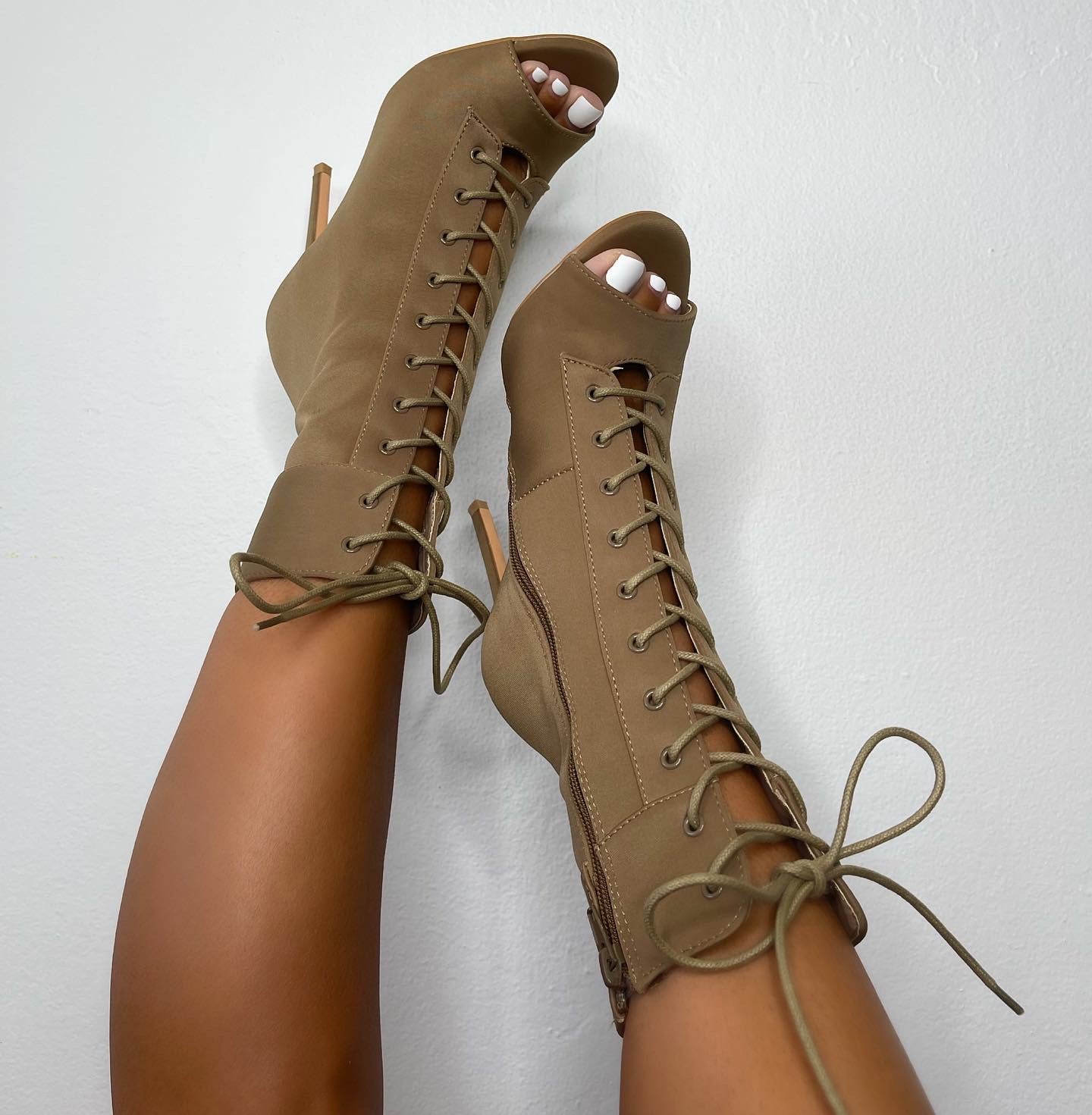 Load image into Gallery viewer, Mocha Lace Up Bootie - Trice Boutique
